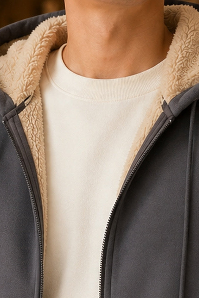 Men's zip-through hoodie in grey, close-up of the sherpa-lined hood
