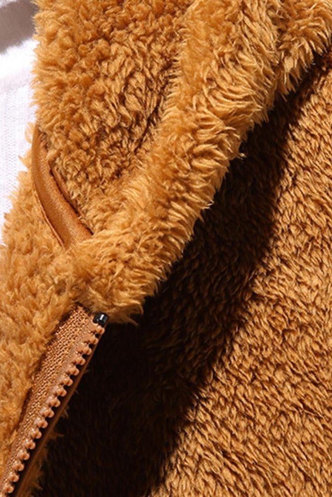 Men's hooded borg jacket in camel, close-up of the zip