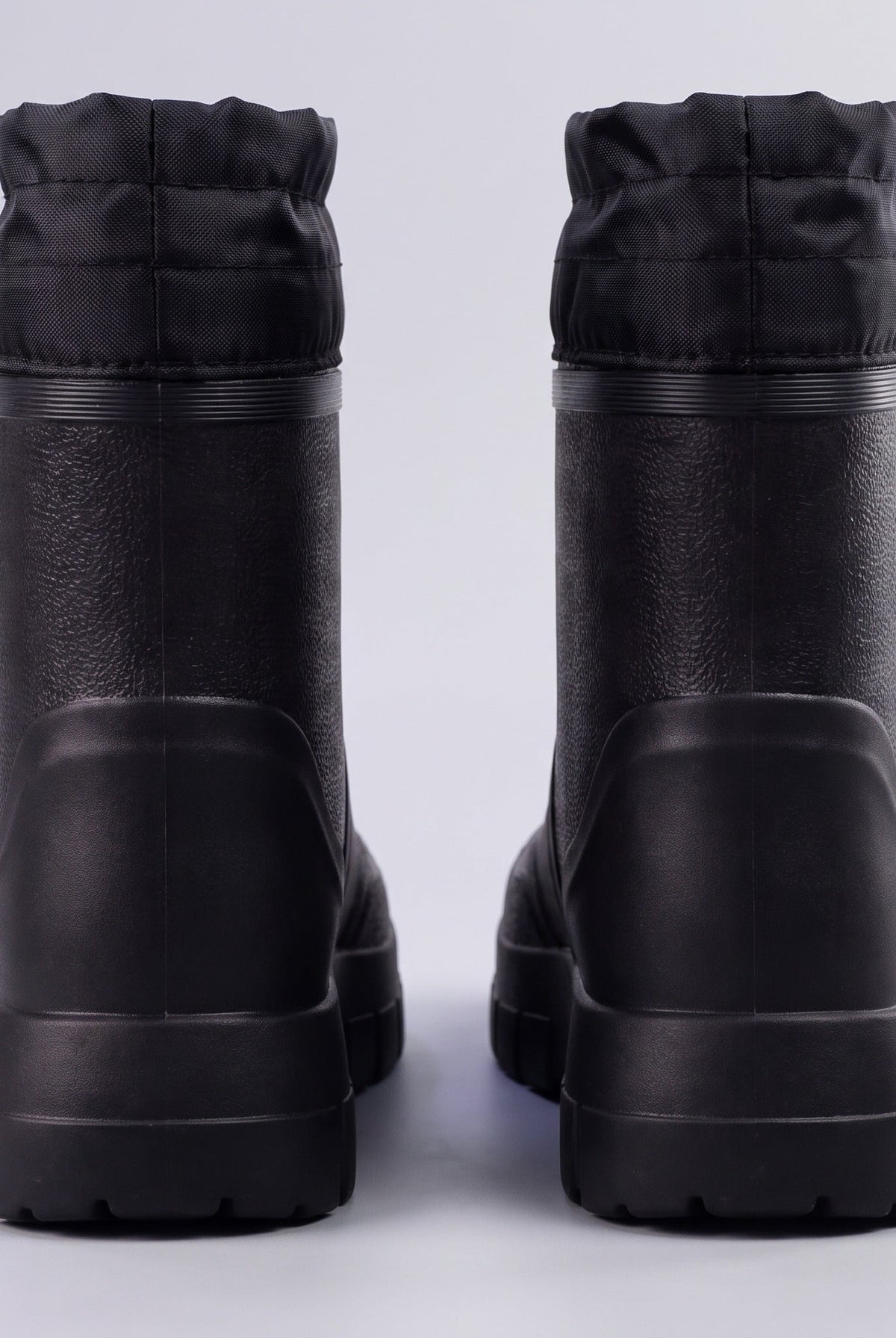 Men's Drawcord Rain Boots | Short Shaft | Black or White