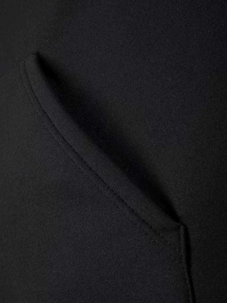 Men's soft-lined winter hoodie in black, close-up of the kangaroo pocket