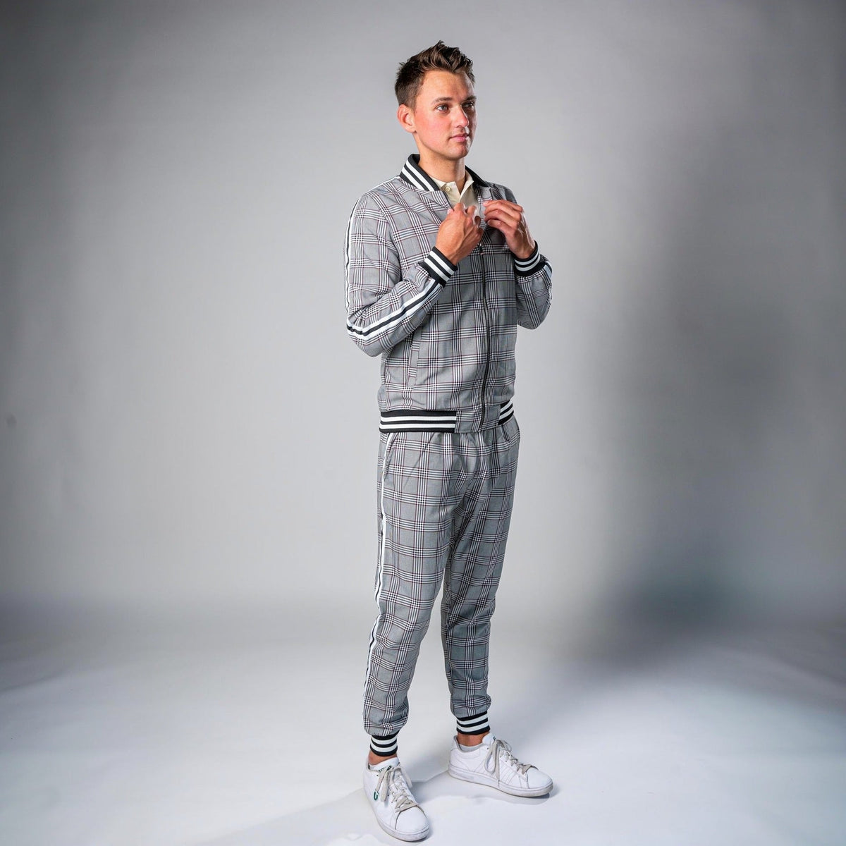 Man wearing gray check tracksuit with zip jacket and jogger pants | Chaps London